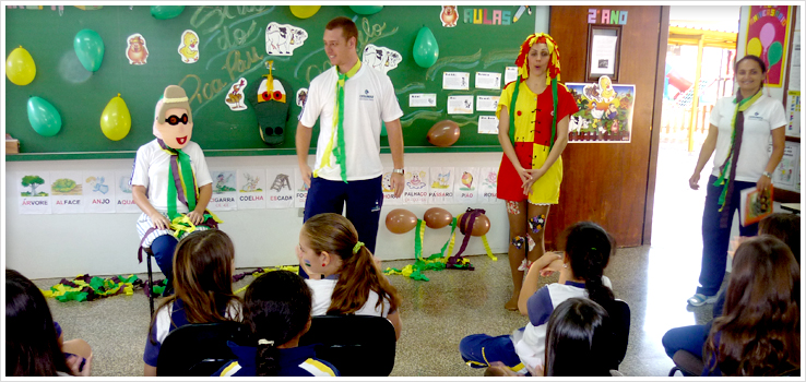 Mostra de Cultura Brasileira visita escolas