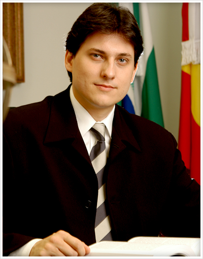 Vice-reitor do Cesumar  eleito presidente do Sinepe-NOR/PR