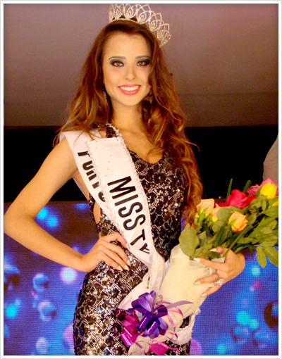 Estudante de Farmcia vence Miss Teenager Universo 2011