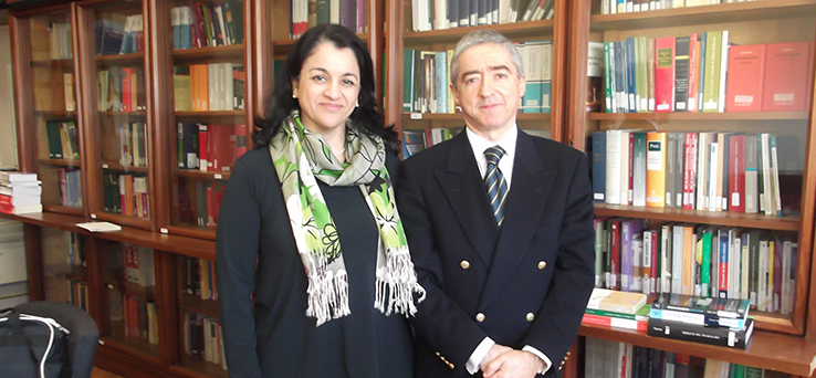 Professora de direito conclui ps-doutorado em Portugal