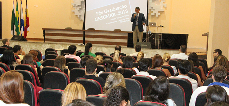 Aula inaugural marca incio dos cursos de ps-graduao 2013