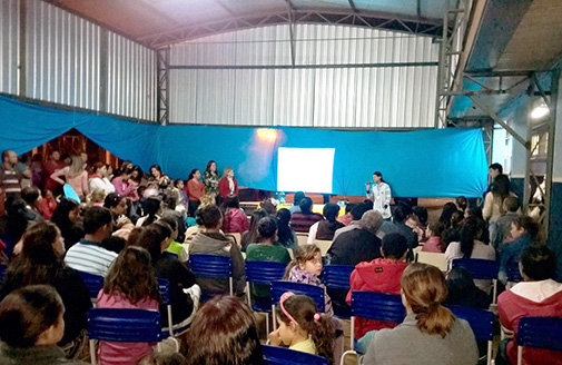Projeto "Ser Cidado"atende escola em Mandaguau