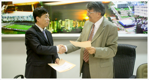 Cesumar assina acordo de cooperao com universidade chinesa